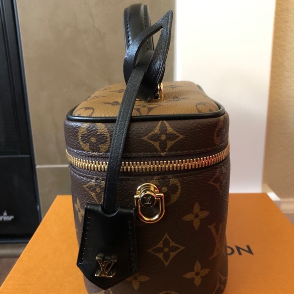 SOLD New Full Set Louis Vuitton Vanity Pm bag - Picture 5 of 13